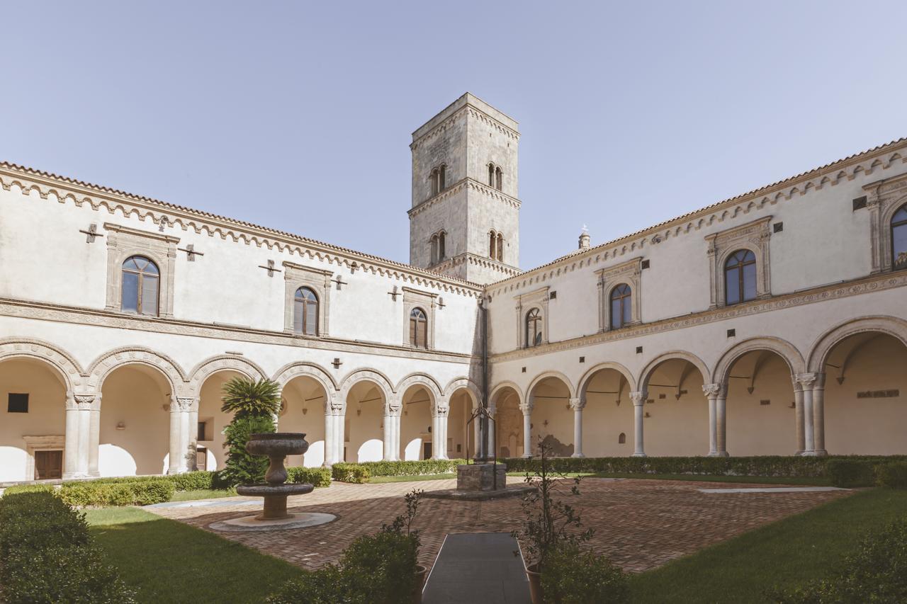 Foresteria Dell'Abbazia Монтескалиозо Екстериор снимка